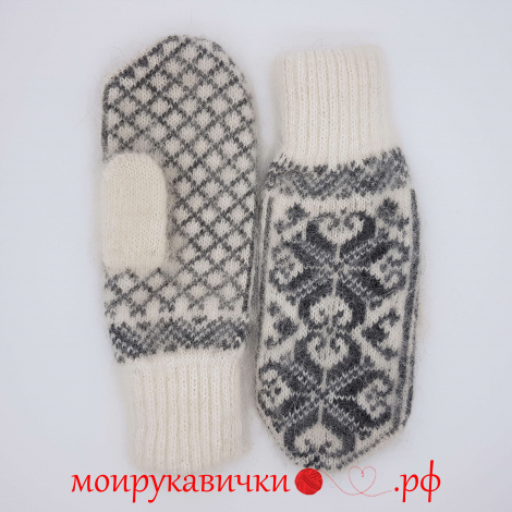 Пуховые варежки Белые в клетку