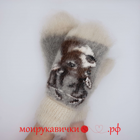 Пуховые варежки Северный олень